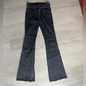 Veronica Beard High-Rise Black Flared Jeans - Button Fly size 27